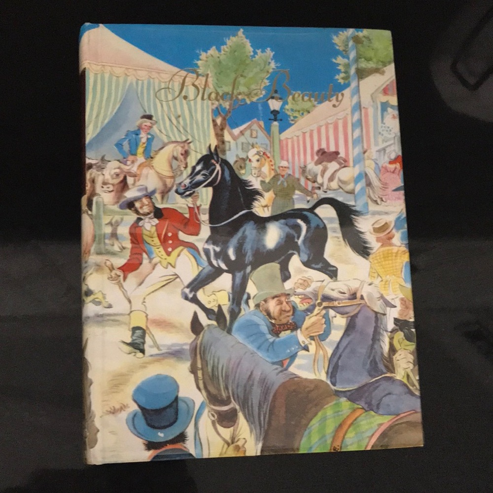 Book vintage Black Beauty hard cover book great condition